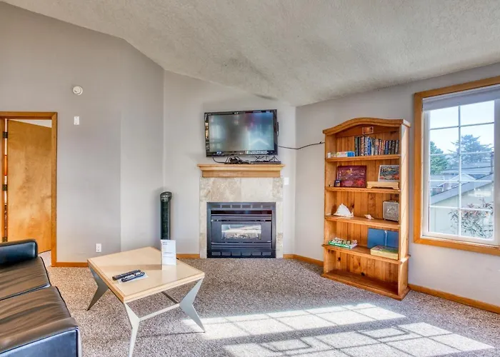 Beaches Inn | Pelicans View Cottage