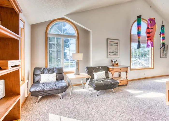 Beaches Inn | Pelicans View Cottage